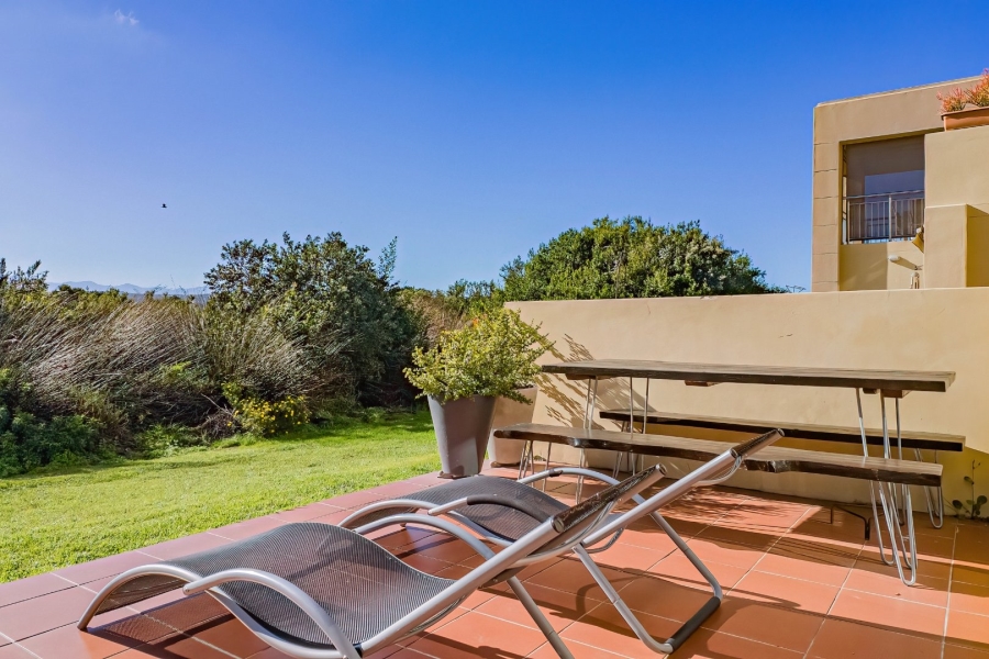 2 Bedroom Property for Sale in Goose Valley Western Cape